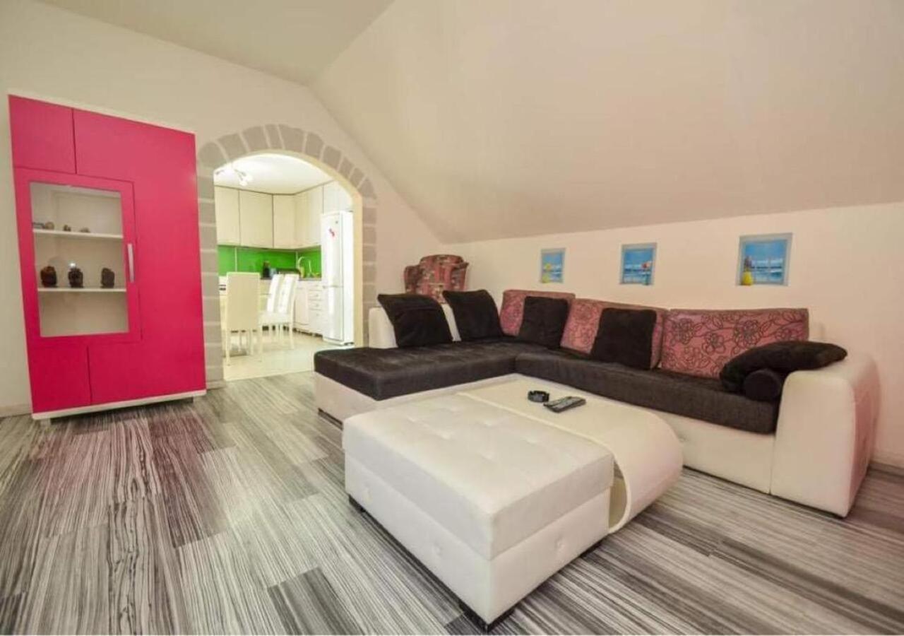 Sunstone Apartments Cattaro Esterno foto
