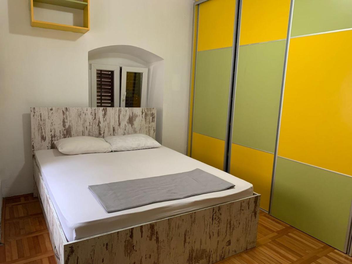 Sunstone Apartments Cattaro Esterno foto